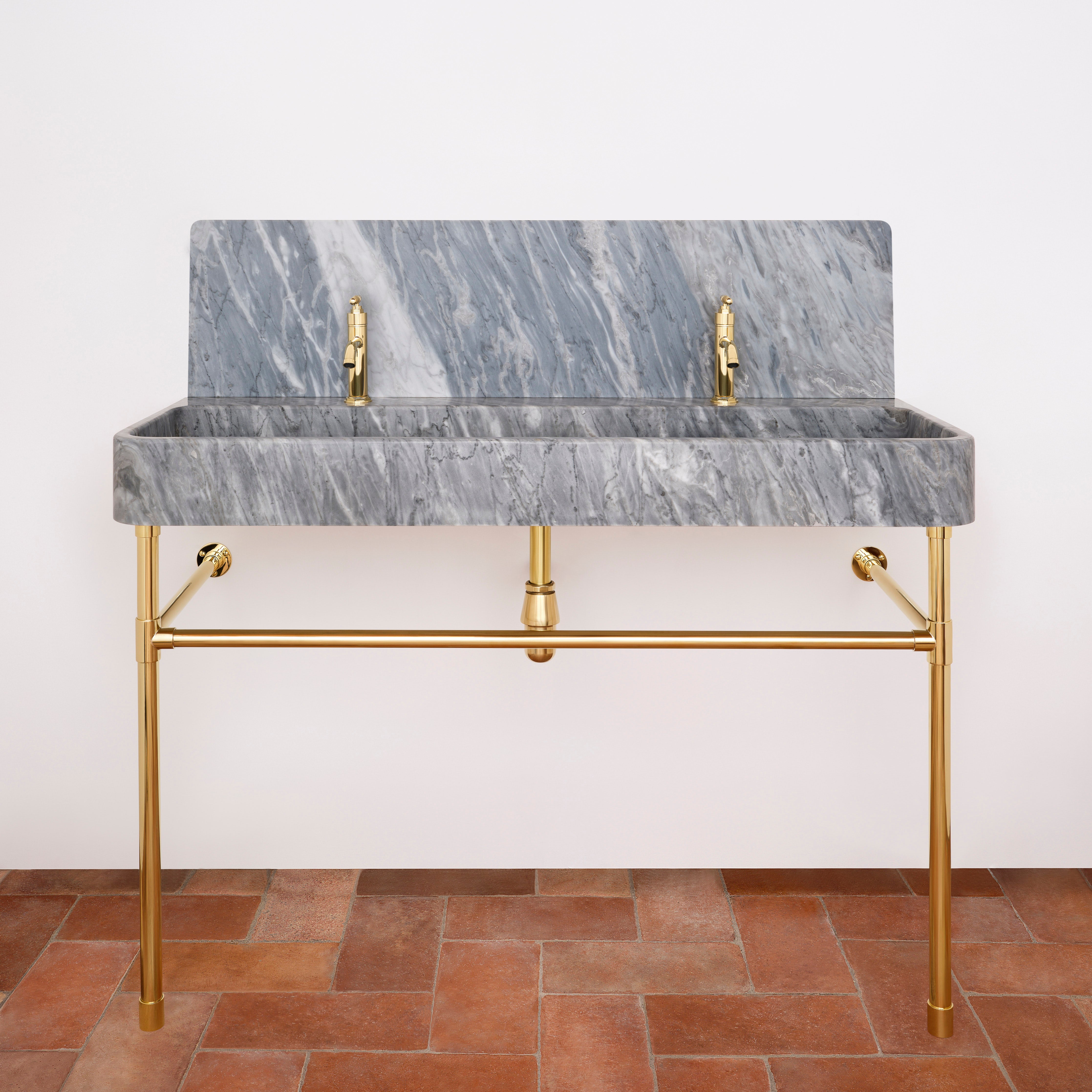 Double Vanity Basin Suite