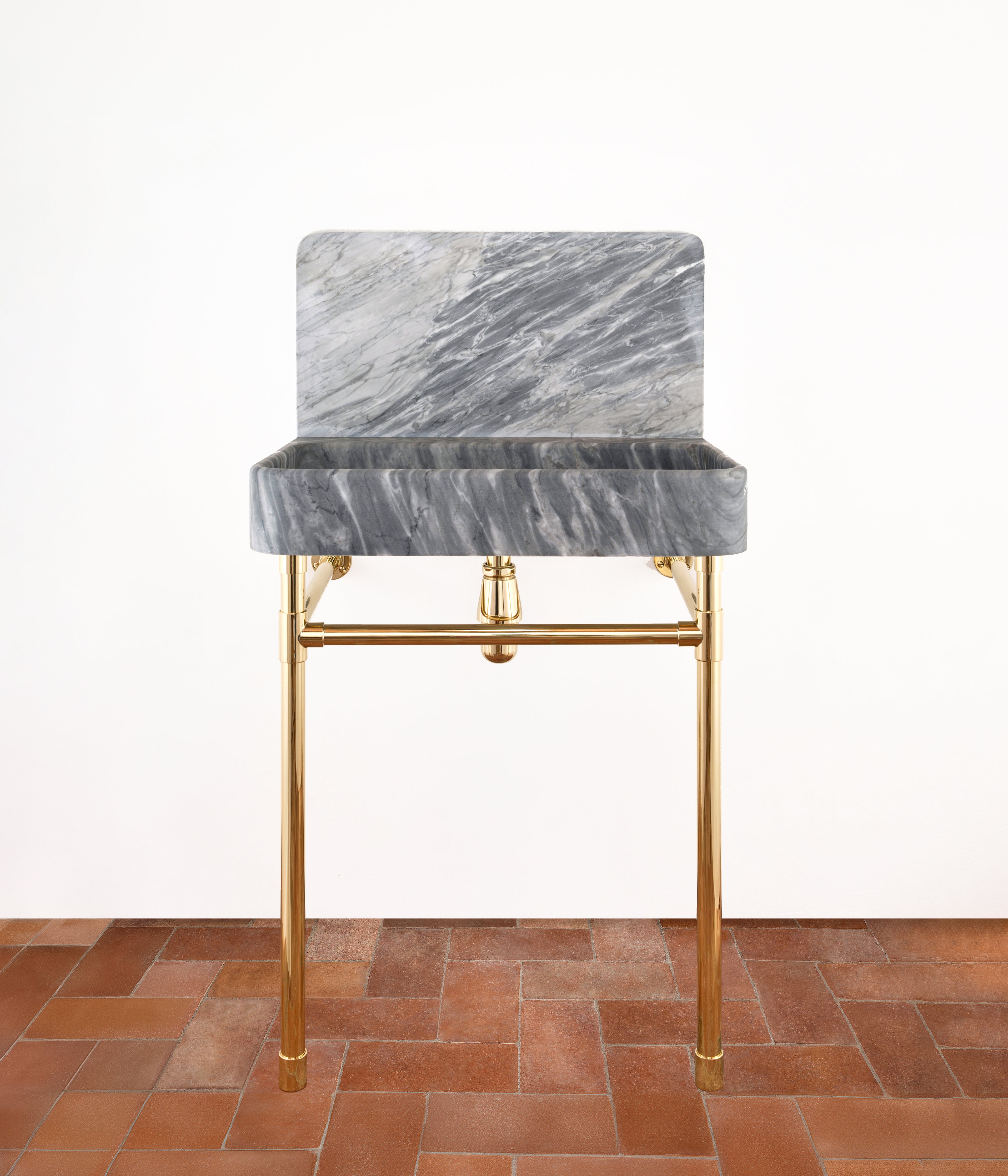 Single Vanity Basin Suite