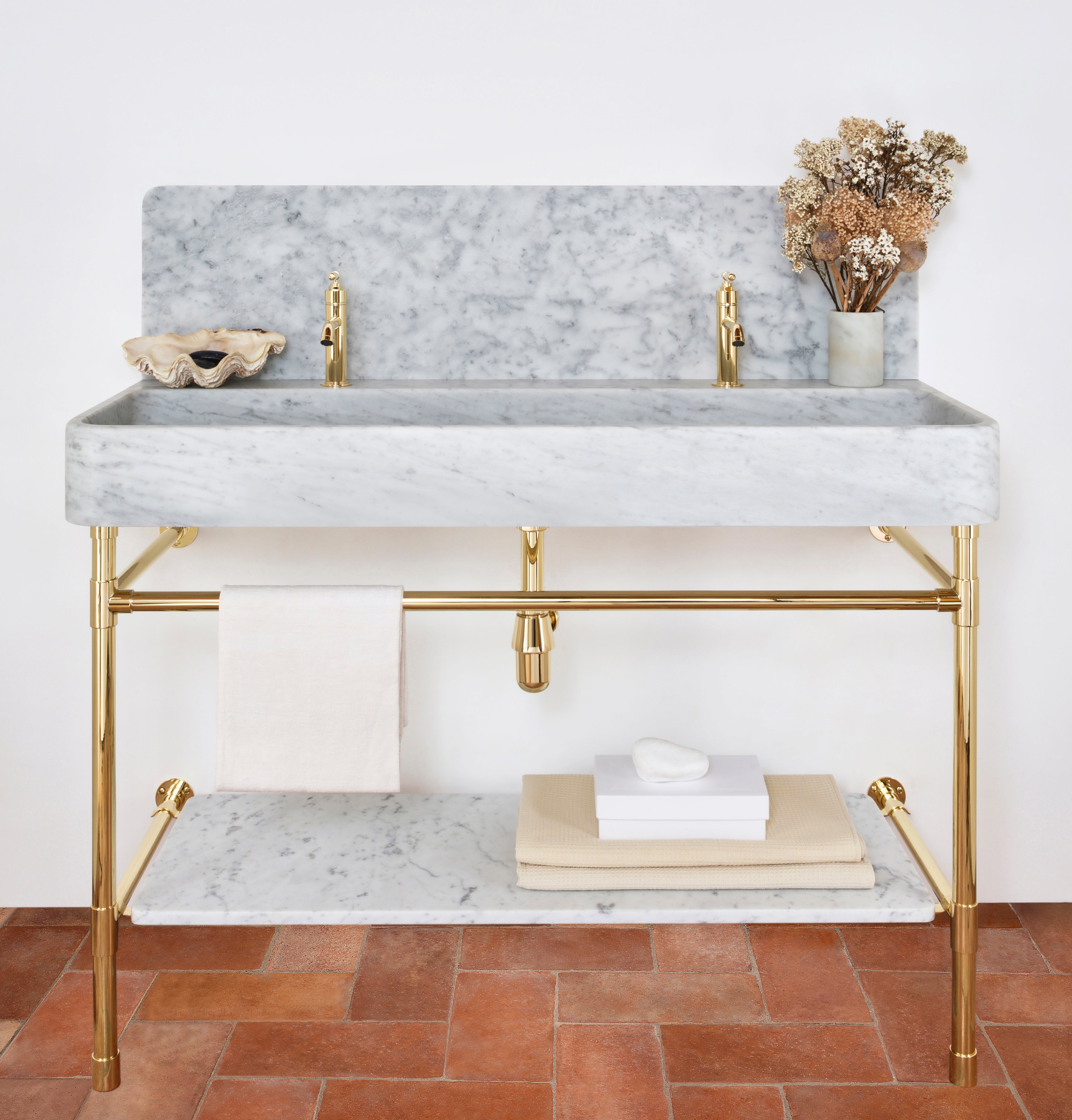 Double Vanity Basin Suite with Marble Shelf