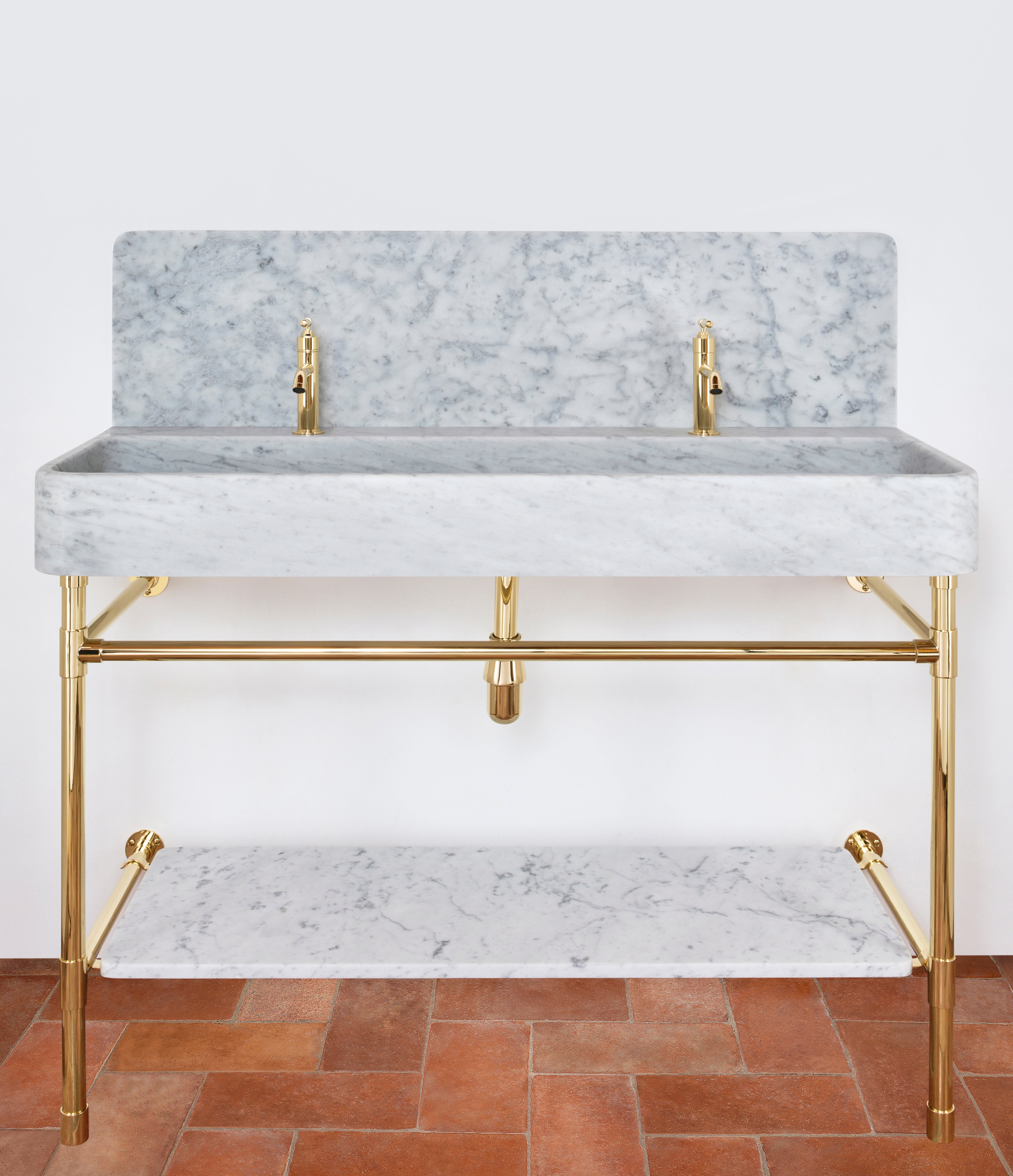 Double Vanity Basin Suite with Marble Shelf